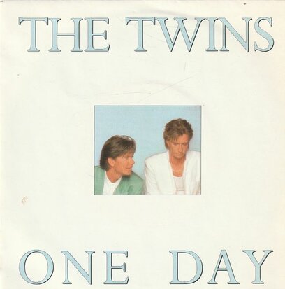 The Twins - One Day (Single Remix) + What Do You Live For (Vinylsingle)