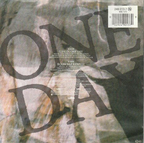 Howard Jones - Life in one day + Boom bam raspite (Vinylsingle)